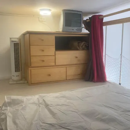 4 Couchages Le Mole דירה *